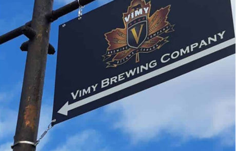 exterior-blade-sign-vimy